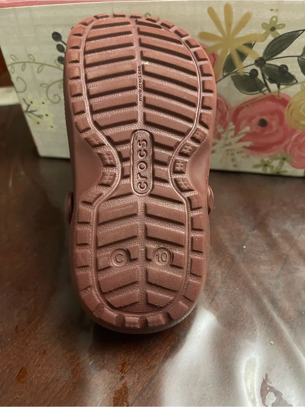CROCS Kids Plush-Lined Maroon Clog Slippers with Pom Accents size 10